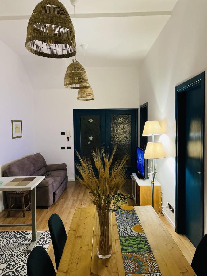 Loft Panoramico Caltagirone Centro Apartment Luaran gambar